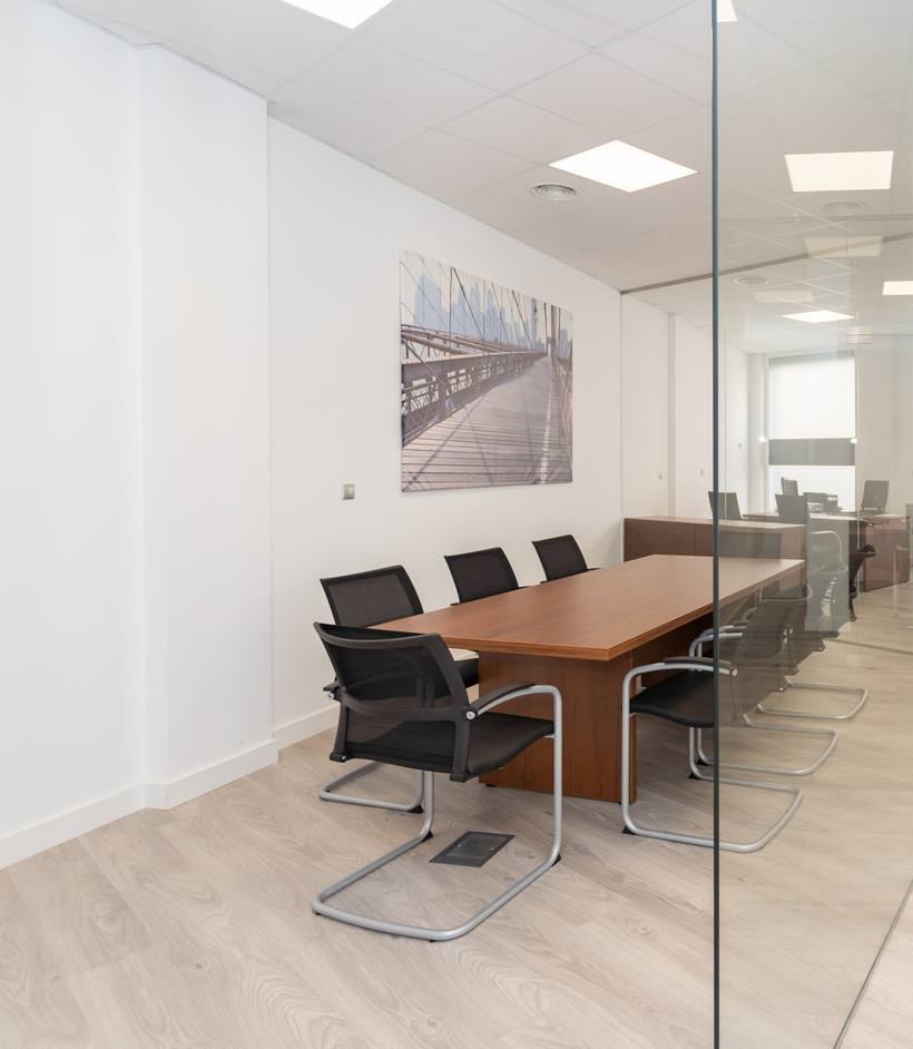 Asesores JR meeting room in Alicante